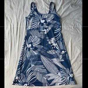 Columbia Womens PFG dress size medium